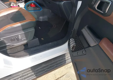 2023 Ford Bronco Big Bend/Black Diamond/Outer Banks/Badlands/Wildtrak/Everglades z USA, uszkodzony, nr VIN 1FMEE5DP2PLB01735